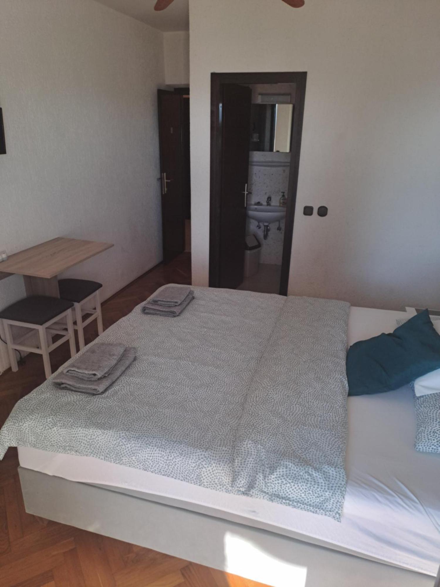 Romansa Guest House 자다르 외부 사진